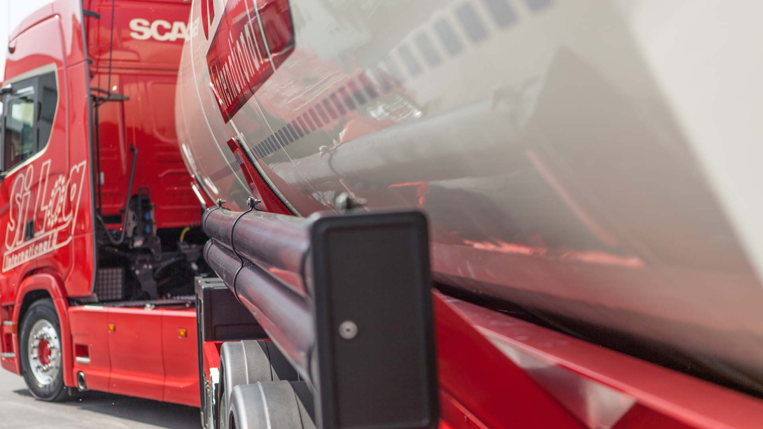 SiLog Lkw Seitenansicht Silo Fahrzeug Slider 8